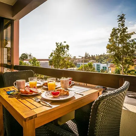 Camoes By Atlantic * Funchal (Madeira)