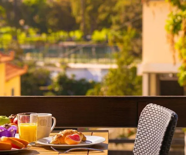 Camoes By Atlantic * Funchal (Madeira)