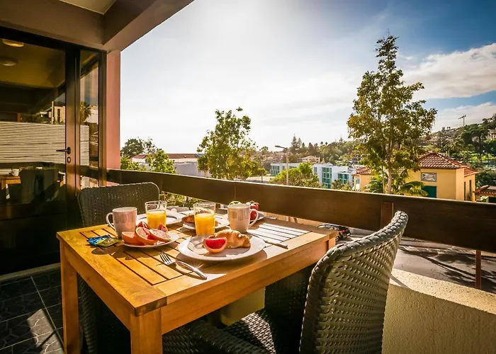 Camoes By Atlantic * Funchal (Madeira)