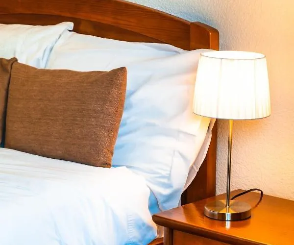 Camoes By Atlantic Funchal (Madeira)